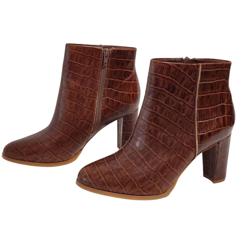 Clarks Womens Size 8.5/39.5 Kaylin Fern Brown Croc Embossed Leather ankle Boots